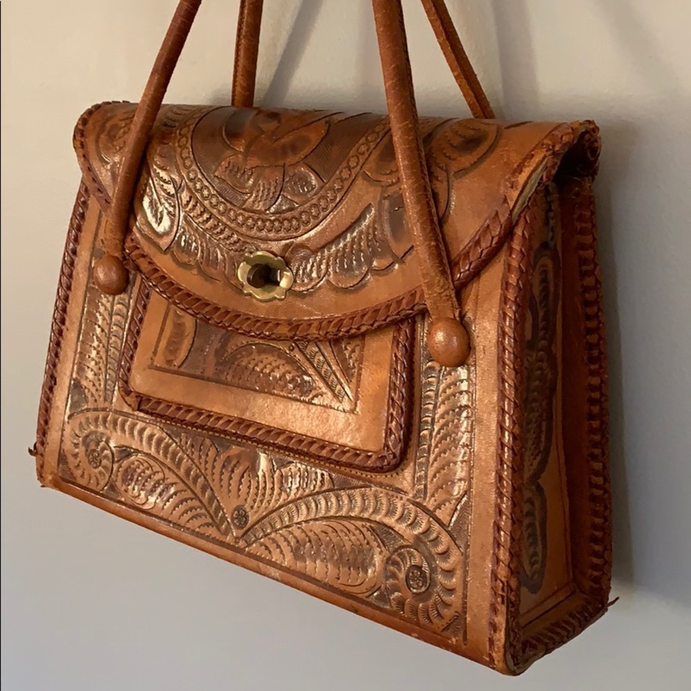 Purse - Picture 2 of 7